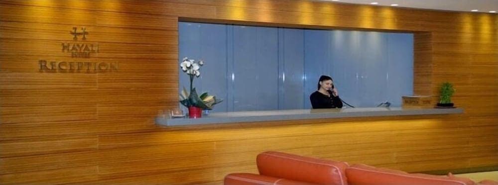 Hayali Suites, Jounieh