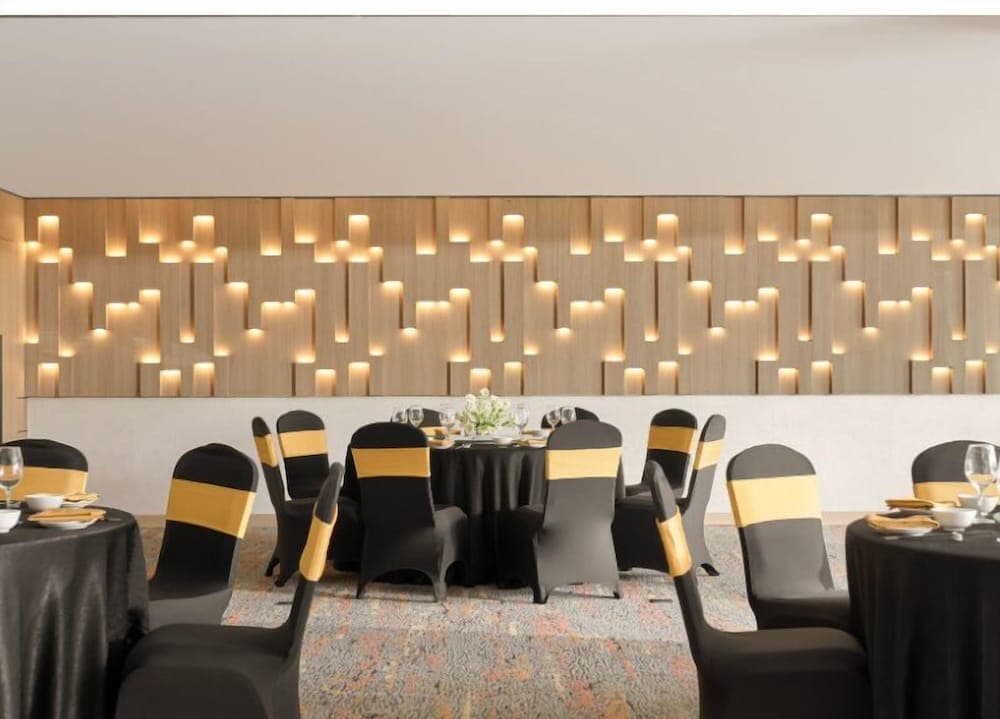 PARKROYAL Serviced Suites Hanoi, Hanoi, photo 2