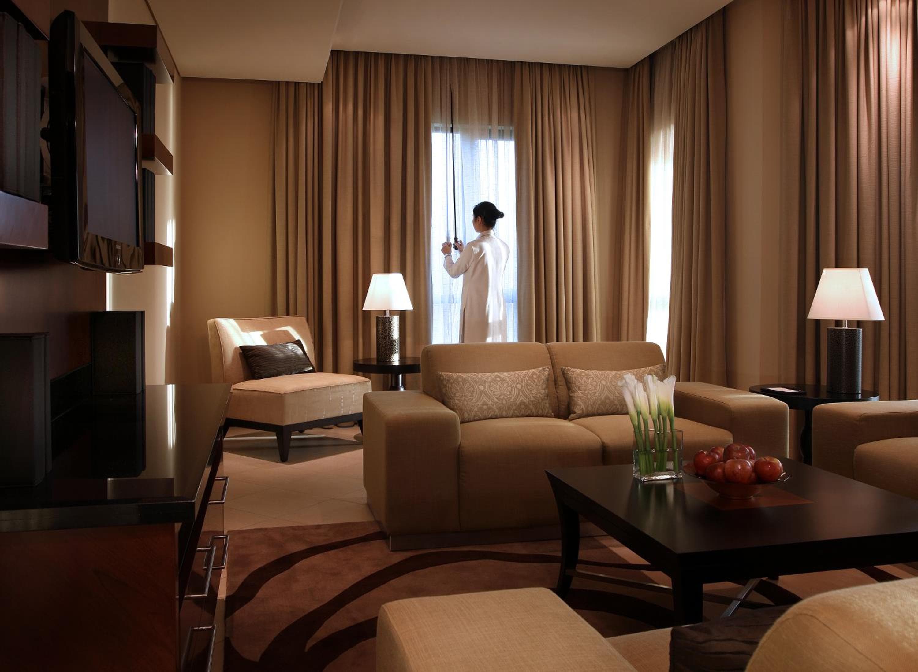 Shangri-La Hotel Apartments Qaryat Al Beri, Abu Dhabi, photo 6