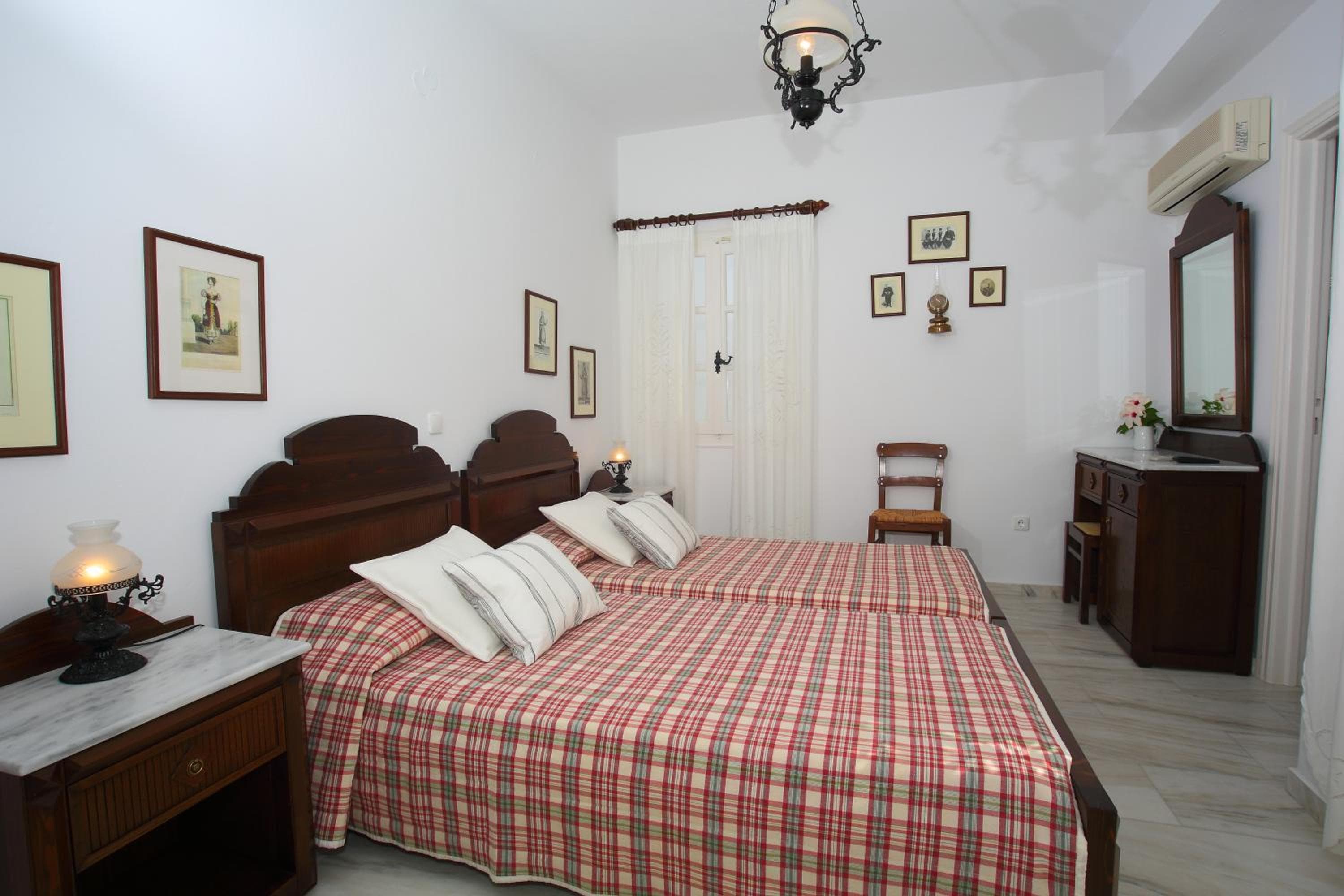 Ostria, Naousa, photo 2