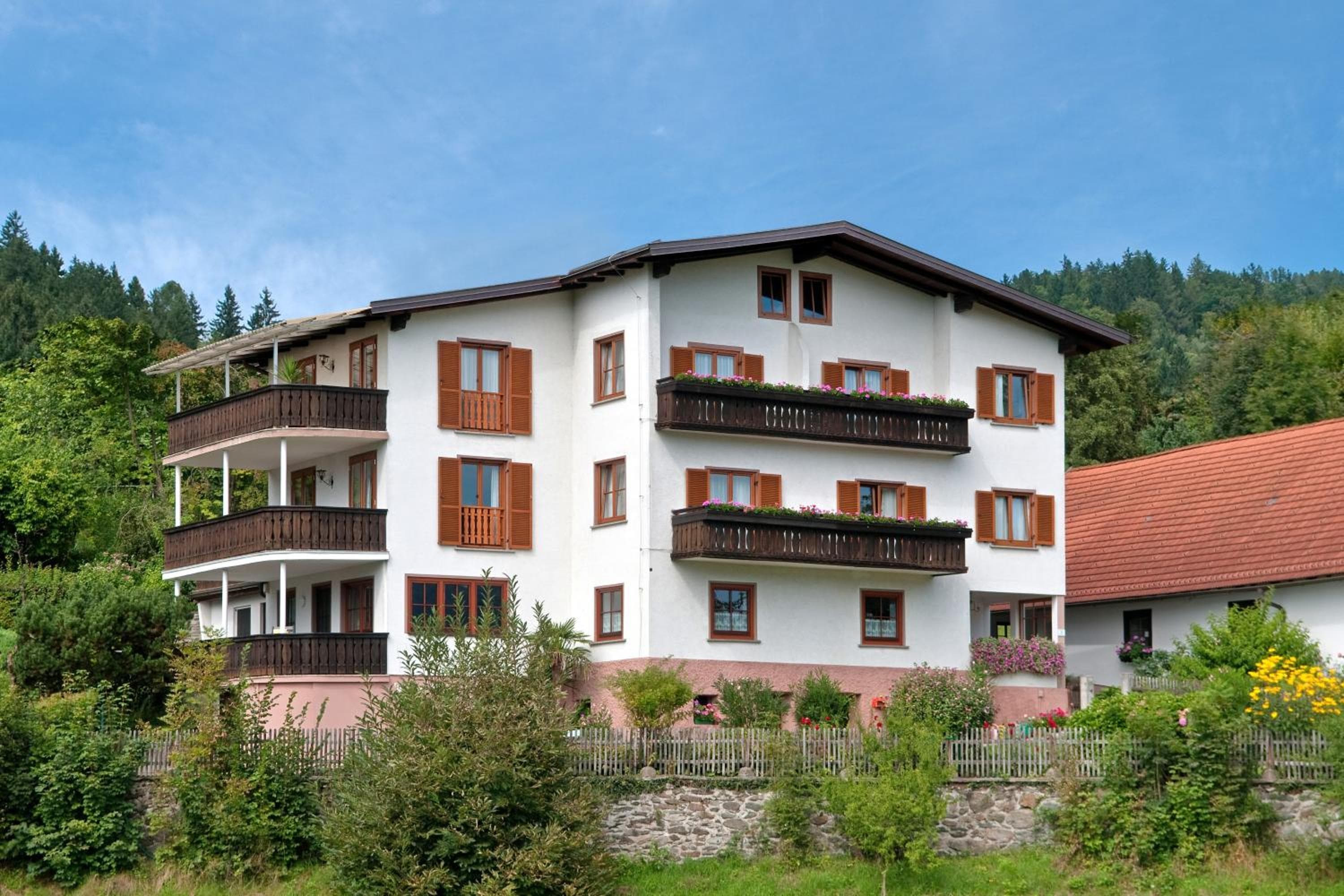 Schützenhof, Sattendorf
