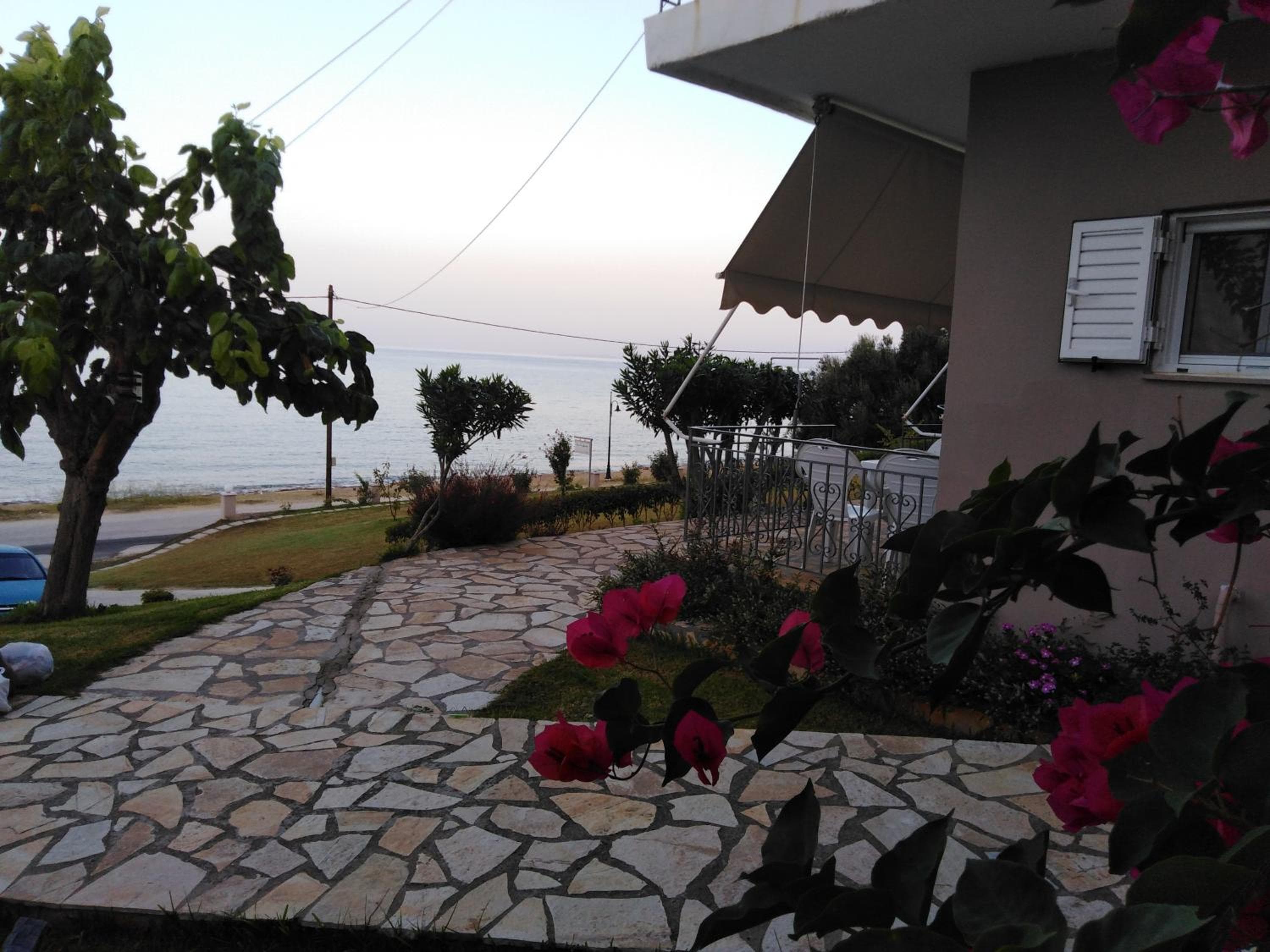 Akrothalassia, Ligia, photo 6