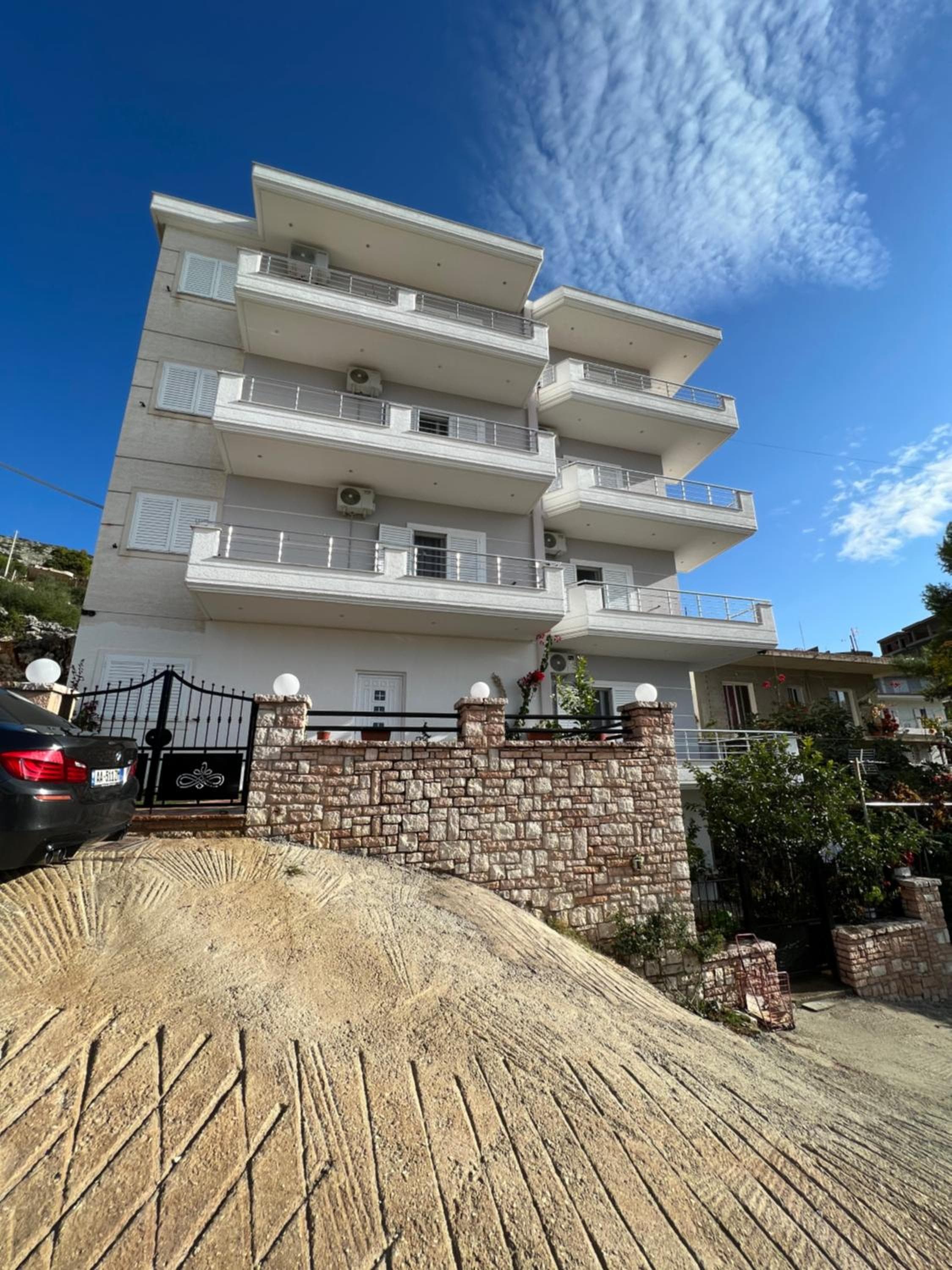 Harmony Apartments, Sarandë