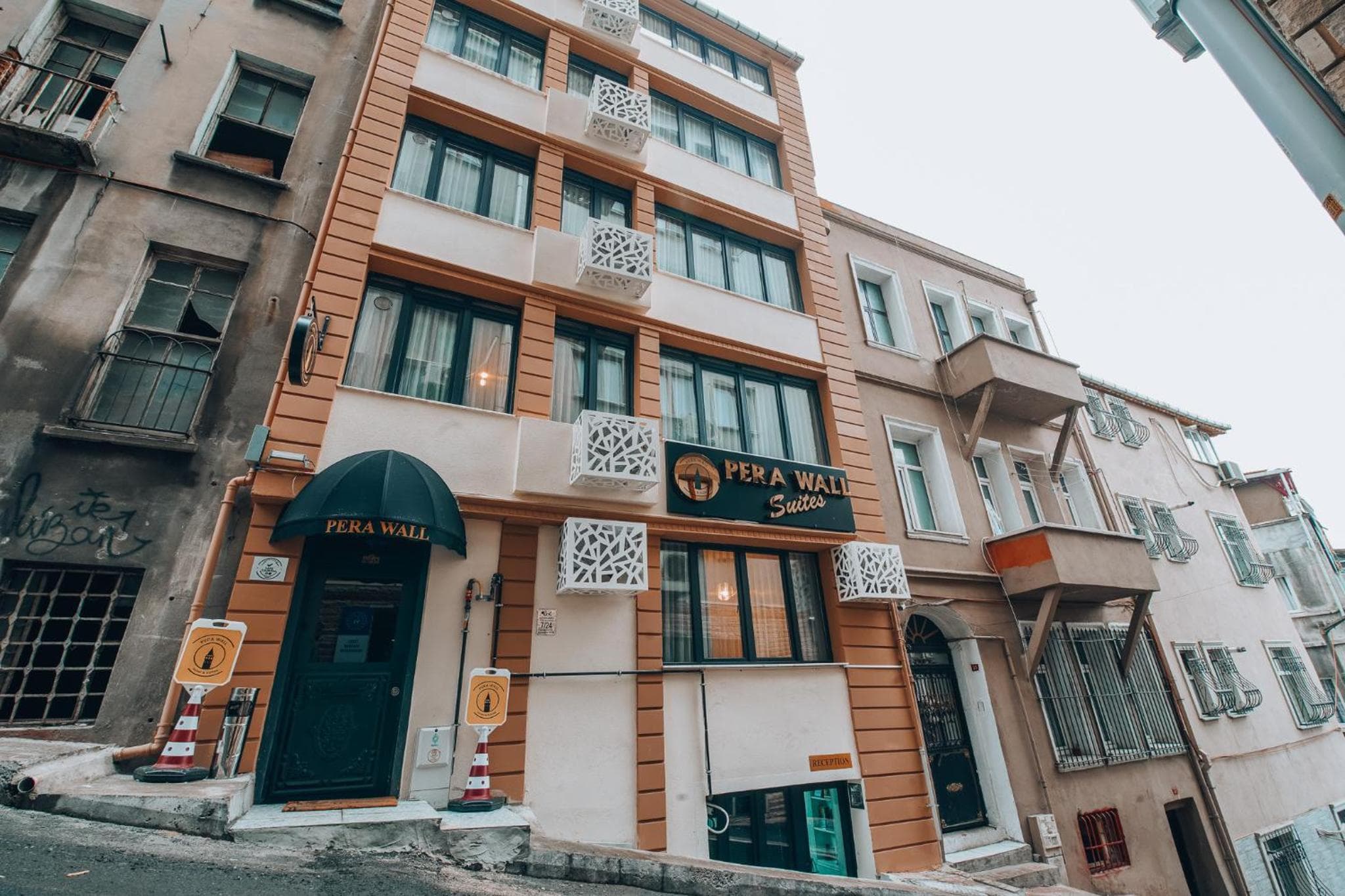 PERA WALL HOTEL&SUİTES, Istanbul