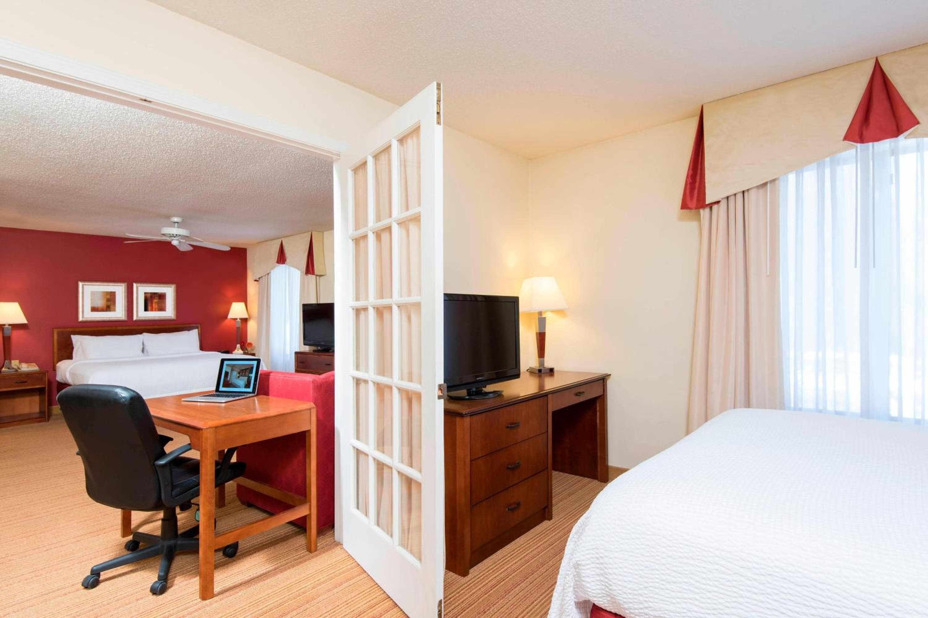 Residence Inn Kalamazoo East, Kalamazoo, photo 2
