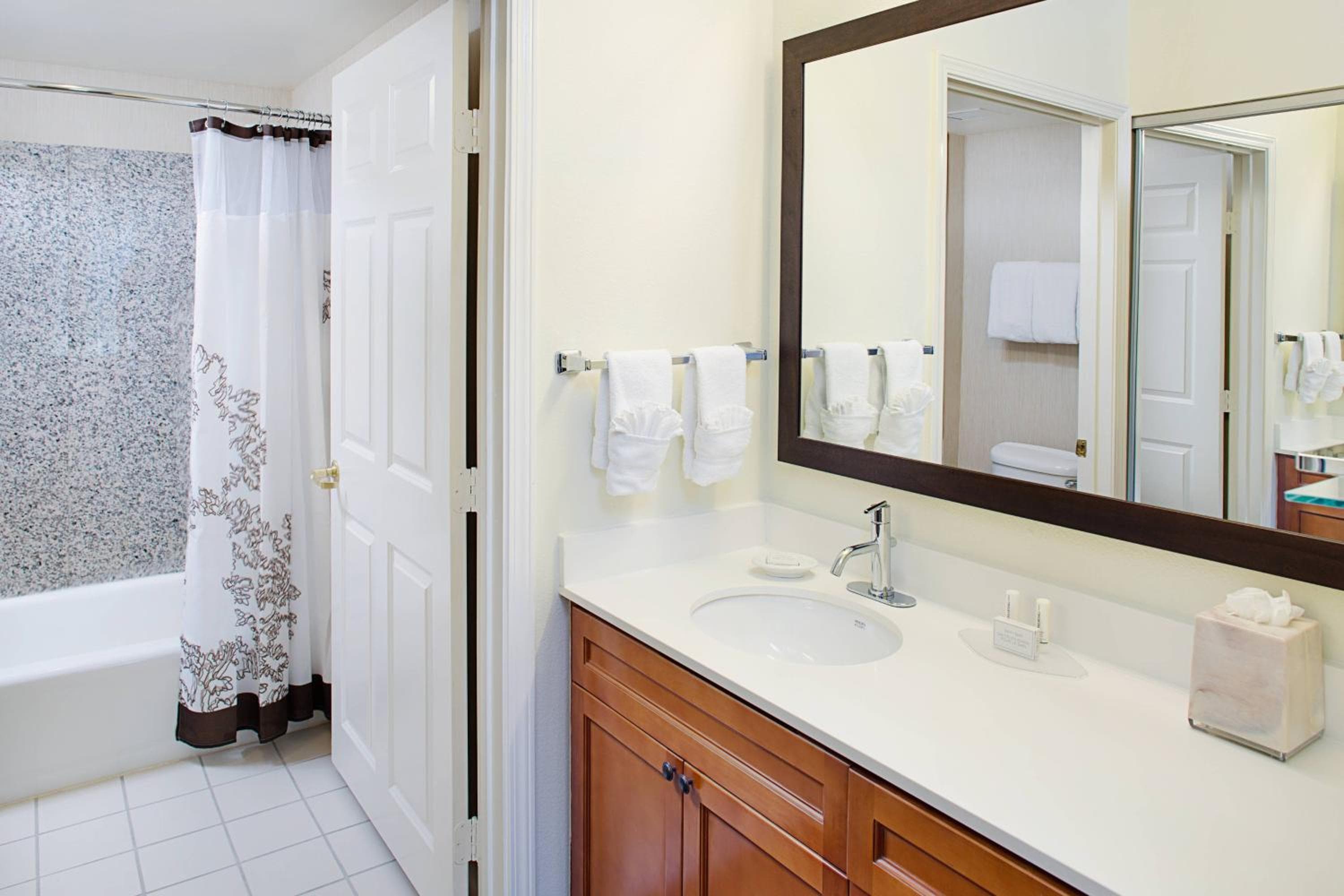 Residence Inn Houston - West University, Houston, photo 3