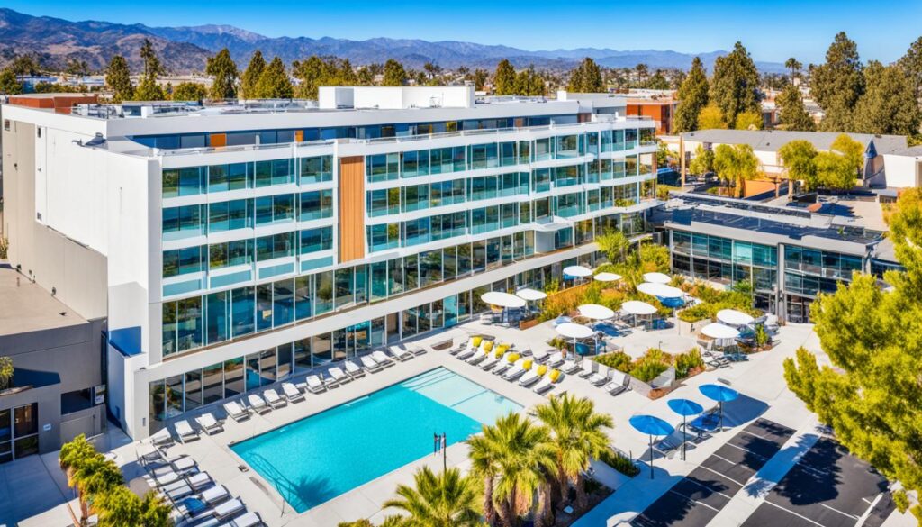 Hosteeva Aparthotel California