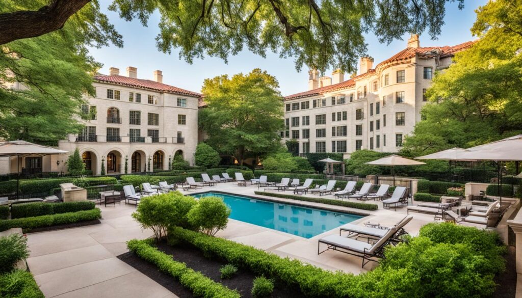 Rosewood Mansion on Turtle Creek Aparthotel