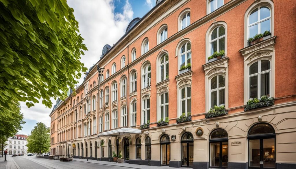 historic lodging at Kapitänshaus - Trenholm Suite Aparthotel